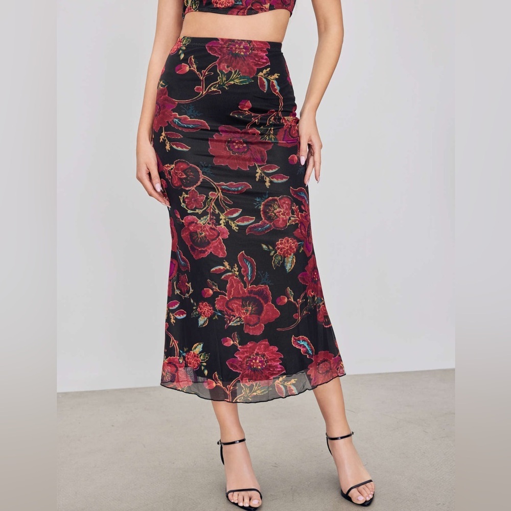 Cider MESH MID RISE FLORAL MAXI SKIRT - Picture 2 of 5